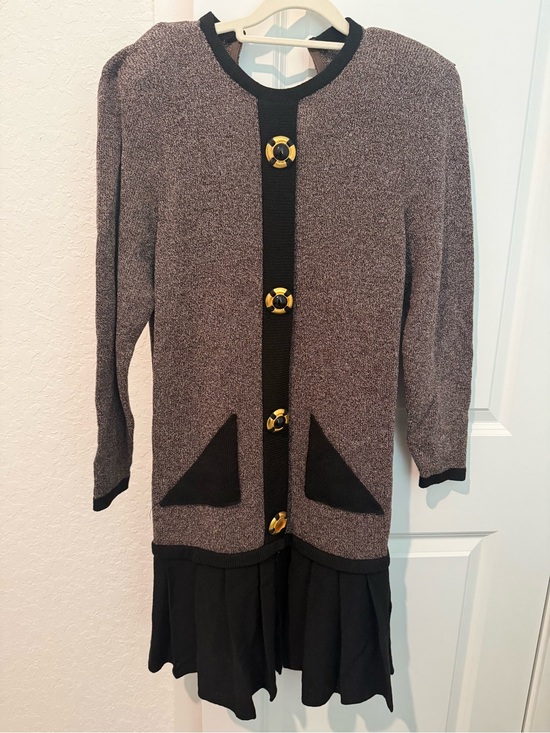 Saks Fifth Avenue Dresses & Skirts - Vintage Saks Fifth Avenue Gray and Black Knit Dress with Gold Buttons